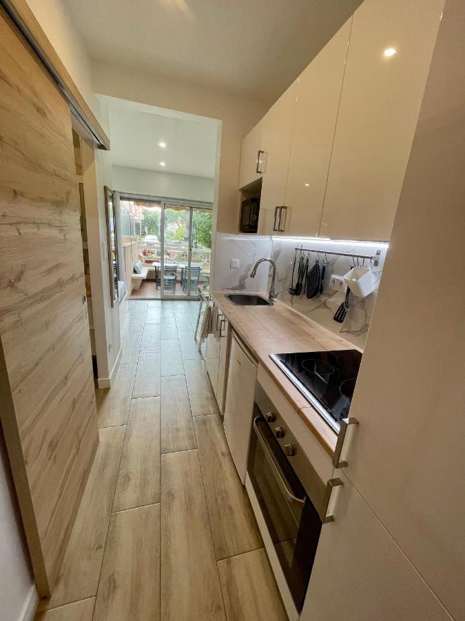 Superbe Studio Avec Terrasse Proximite Plage Сен-Мандрие-сюр-Мер Экстерьер фото